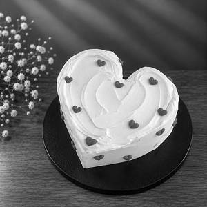 Vanilla Heart Cake