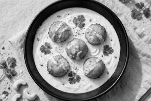 Malai Kofta White