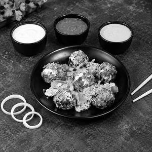 Paneer Tandoori Momos [8 Pcs]