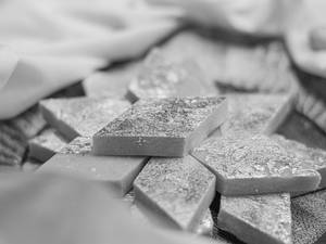 Kaju Kesar Burfi