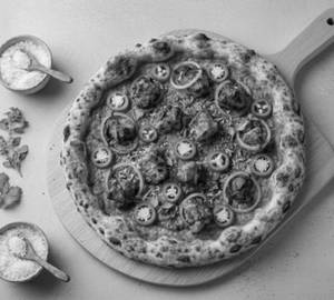 Naples Sourdough Spicy Harissa Chicken Pizza
