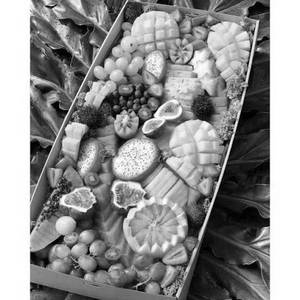Seasonal fresh fruit platter