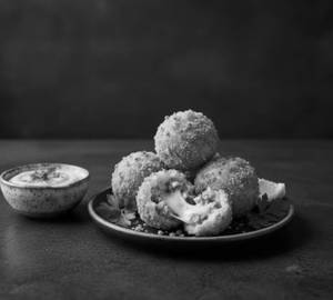 Crispy Chicken Cheesy Balls
