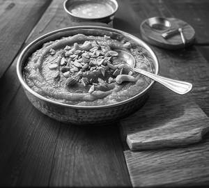 Atta Halwa (250 Gm)
