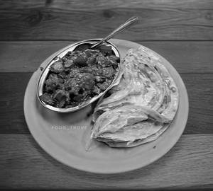 Lacha Paratha+Chilli Chicken (2pcs+3pcs)