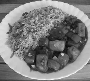 Veg Fried Rice+Chilli Paneer (3pcs)