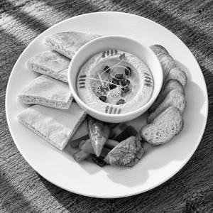 Herzele - Hummus Platter