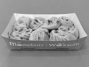 Steam Momos Platter