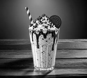 Oreo Cookies Milkshake