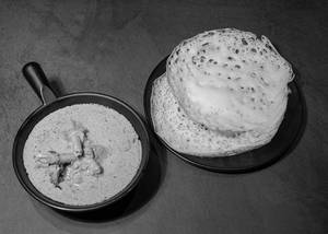 2 Appam With Mutton Paya