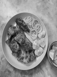 Fish Fry(oil Fry)(8 Pieces)