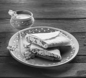 Cheese Paneer Besan Chilla