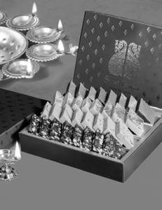 Dry Fruit Barfi Box (540 Gms)