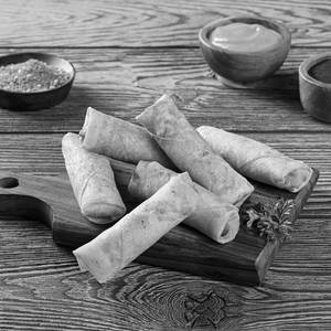 Spicy Veg Spring Roll- 6 Pcs