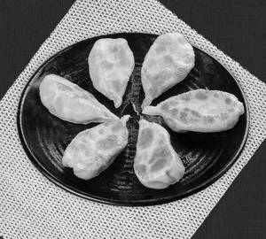 Paneer Pan Fried Momos 8-Pcs