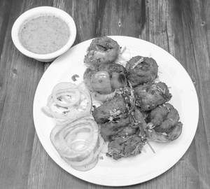Veg Tandoori Momos  6-Pcs