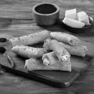 Molten Spring Roll (6 Pcs)
