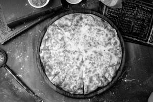 PM Cheesy Pizza