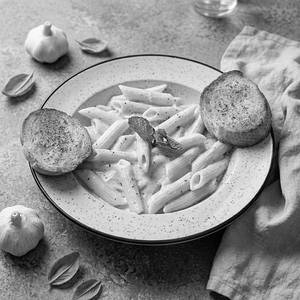 White Sauce Pasta