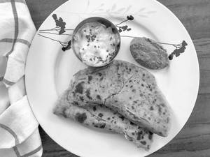 Aloo Shimla Paratha