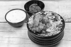 Handi Chicken Dum Biryani