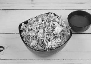 Egg Chilly Garlic Noodles