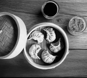 Veg momos (5 Pcs)
