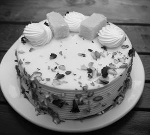 Malai Barfi Cake