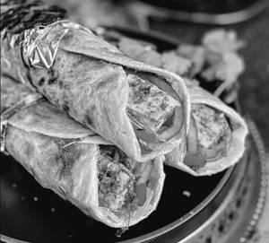 Paneer Roll +Soft Drink (200ml)