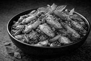 Stir Fried Hot Basil Chicken