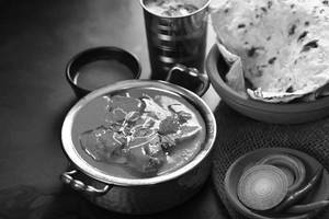 Tawa Butter Chaap With Roti And Drink