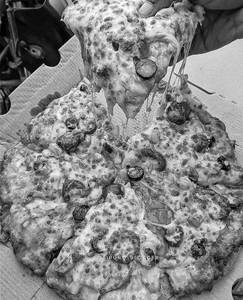 Overload Veg Pizza