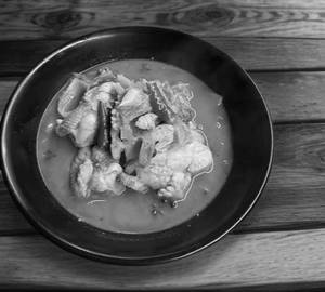 Local Chicken With Bamboo Shoot