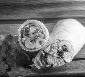 Chicken malai tikka roll