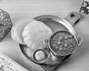 Chole Chature (jain)