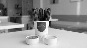 Oreo Medium Churro Dippers With Signature Dip
