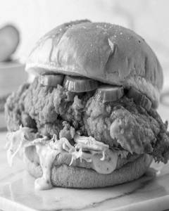 Tzd Crunchy Chicken Burger