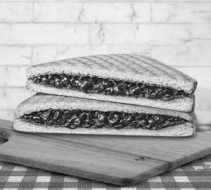 Milk Truffle Chocochip Sandwich