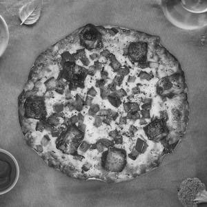 Spicy Paneer Pizza[Small, 7 Inches]