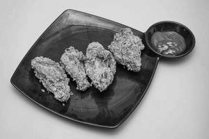 Crispy Fry Leg Pieces With Mojito/ Fruit Beer