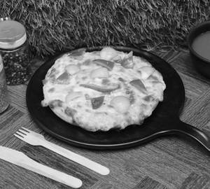 Onion Capsicum Pizza