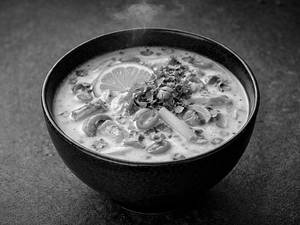 Tom Kha