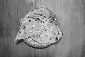 Cheese Garlic Naan