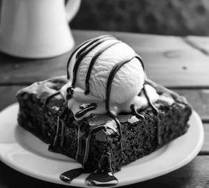 Brownie With Icecream