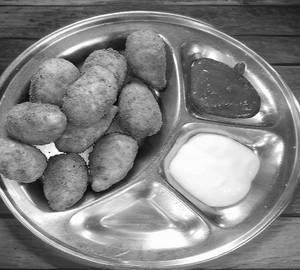 Paneer Kurkure Momos