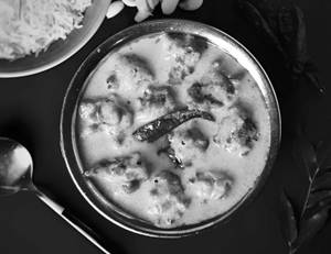 Punjabi Kadhi Pakoda