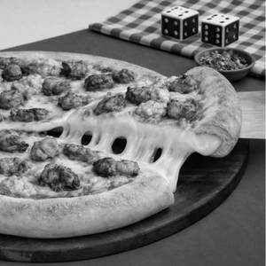 Crustos Ultimate Chicken Madness Pizza