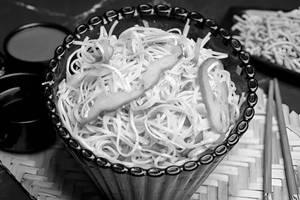 Veg Hakka Noodles