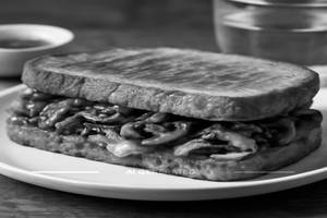 Mushroom Meltsandwich