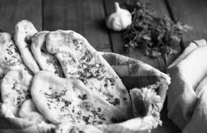 Cheese Chilli Garlic Naan